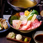 すき焼き松山　燦別館 - 料理写真:しゃぶしゃぶ（パイナップルポーク純三枚肉・やんばる島豚あぐー肩ロース）