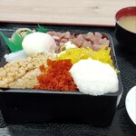 海鮮丼 COCOROTUS - かき混ぜ〜