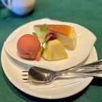 グリル満天星 麻布十番 - デザート