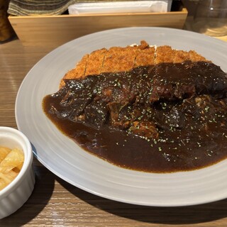 元町欧風カレー タンガロンガ_0