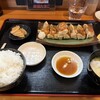 餃子専門店 白まる