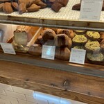 エシレ・メゾン デュ ブール - 魅力的な焼き菓子たち