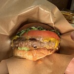 HIROMO BURGER - 