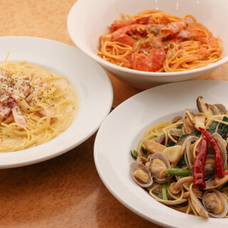 ランチは“大名食堂”の暖簾で営業！予算に合わせたコースも◎