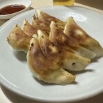 ギョーザ専門店 黒兵衛 - 
