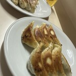 ギョーザ専門店 黒兵衛 - 