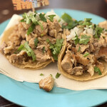 メキシカンフード ドスマノス - 