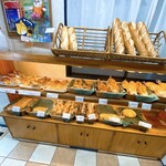 ベーカリーキキ - 