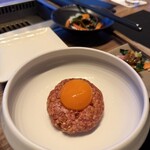 야키니쿠 우시고로 긴자점 - 生ユッケタレ