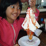 プれンティ - ストロベリーパフェ