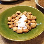 Wineshop & Diner FUJIMARU - スペイン産マルコナ種の自家焙煎アーモンド