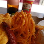 みわ - 2014.12 太めの茹で置き麺、モチモチ感は弱い。