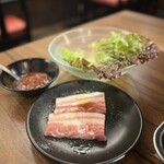 お肉一枚売りの焼肉店 焼肉とどろき - 