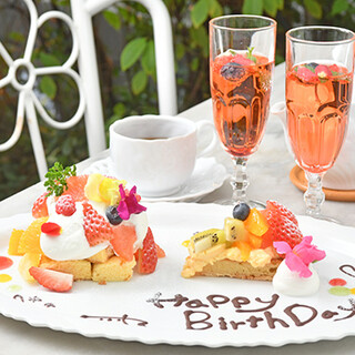 記念日等に◎前日までのご予約でデザートプレートをご用意！