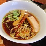 食煅 もみじ - つけ汁。