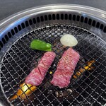 焼肉 雷 - 焼いている途中は目が離せません