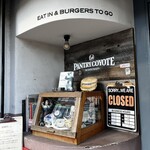 パントリー コヨーテ - 