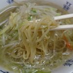 タンメンの麺アップ