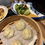 小籠包 包伸一 - 