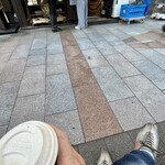 豆虎 神保町焙煎所 - 外国人の女子2人組