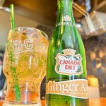 髙橋バーガー - ジンジャーエール