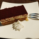ワインとオマール海老の店 UOMO - 本日のデザート（ティラミス）