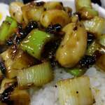 中華料理 三木家 - 牡蠣炒をご飯にかけました(≧∇≦)b