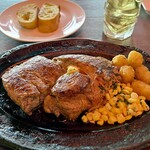 PUB LOUNGE EMERALD - 