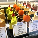 パーラー ローレル - 