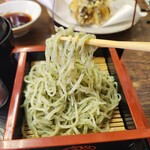 寿徳庵 - 期間限定の七草粥の七草が練り込んであります！