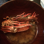 磯の香 - 鳥唐タルタル丼大盛 500円 味噌汁に海老の頭！