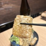 地鶏と沖縄琉球しゃぶしゃぶ 個室居酒屋 くろ凪 金山店 - 沖縄トウモロコシの唐揚げ