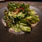 HEARTH - ◆冷前菜①
      《豊洲直送！本日鮮魚のカルパッチョ〜サラダ仕立て〜》