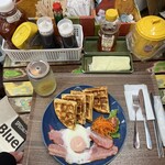 Rainbow cafe - 