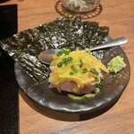 【個室居酒屋】日本酒 十八番ohako 横浜本店 - とろたく　海苔が韓国海苔でうれしい