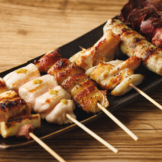 国産鳥を使用した手打ち仕込みのこだわり焼き鳥