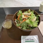 ウィズ グリーン - 蒸し鶏とりんごのサラダ