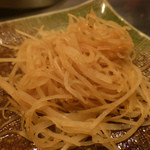 シャカ - シャキシャキなじゃがいもの千切り