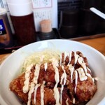 斗香庵 HIGASHI - 鶏からあげ丼！＋マヨビーム