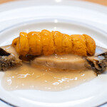 美味いもん屋 わ多なべ - 2026.1 能登産黒鮑 浜中産バフンウニ 黒鮑を6時間煮出した煮汁ジュレ