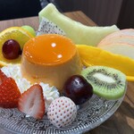 fruits farm franc - かためのプリンです！かためってどのくらいよ？って思いますよね。体感で牛乳125mlにLサイズの卵1個くらいのプリンの固さかな。