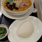 デニーズ - を感じさせているのでしょうね…。ちなみに、実に、去年の九月から抱え込んでおりました、『K』の方々に調査を依頼していた【案件】は、漸く" ほんの少し "、進展が有りました。微々たるものですが。それでも、