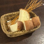 葡萄房 by the camel - 