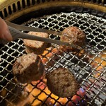 厚切り牛タン 焼肉一心たん助 - 