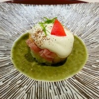 やす多” - 生ハムと洋梨のタルタルみたいなの