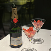 THE COSMOPOLITAN GRILL BAR TERRACE - 