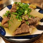 大衆酒場 パーラーヒバリ - 牛すじ大根