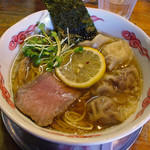 流星軒 - 流星軒（牛骨ワンタン麺・1,000円）※年末限定メニューです