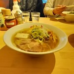 すみれ - 塩ラーメン ハーフ