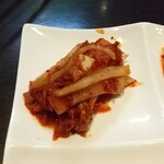 肉料理 村長さん - キムチ盛り合わせの白菜